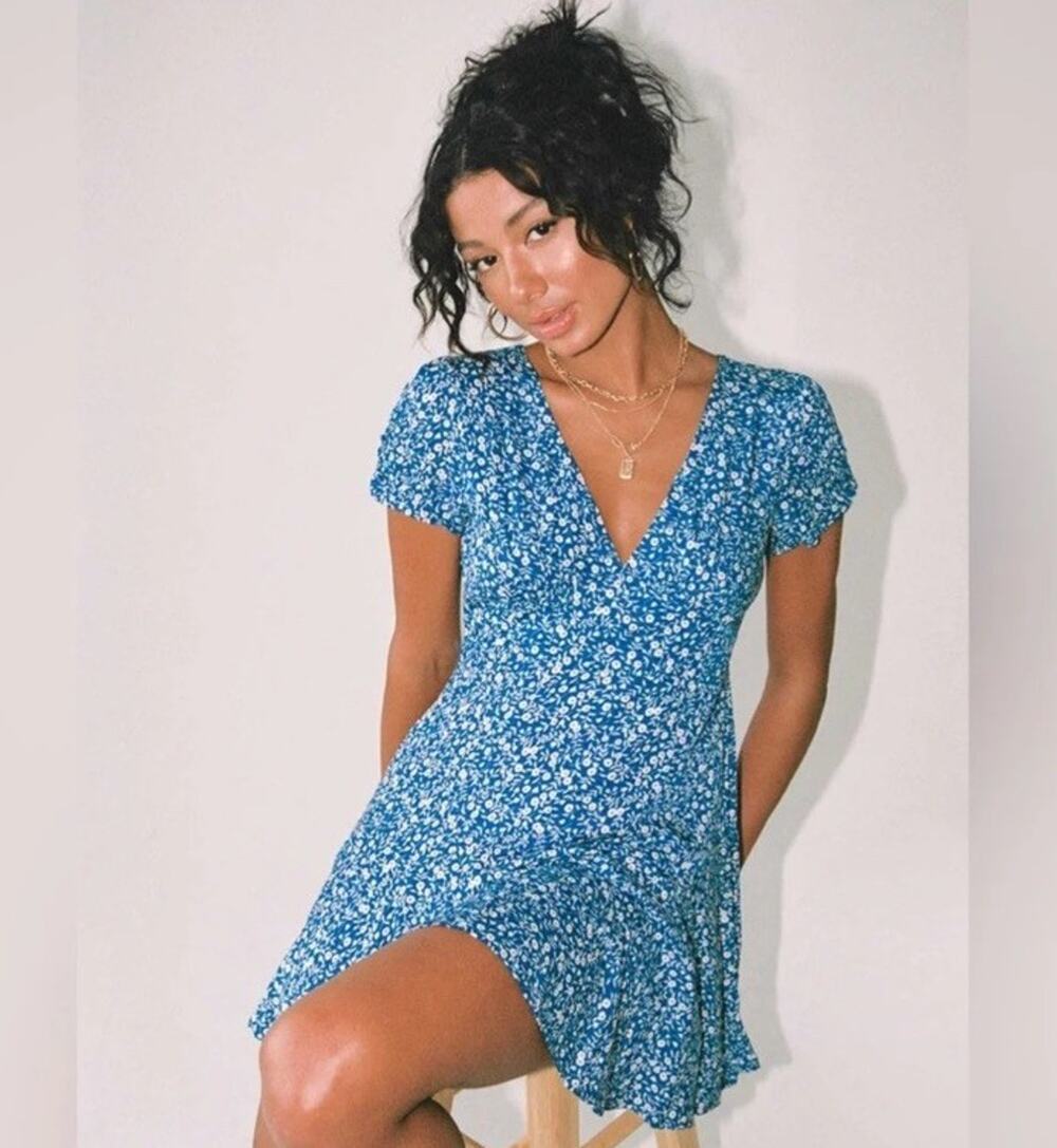 Princess Polly Woman’s Blue Floral Mini Dress Size 8